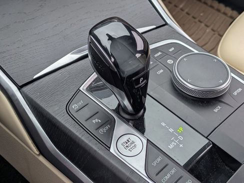 Used 2021 BMW 330i Sedan image 11