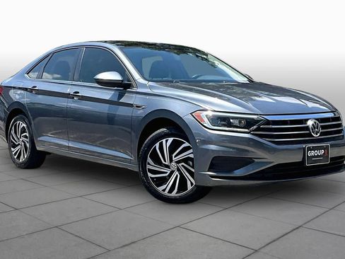 Used 2021 Volkswagen Jetta SEL FWD image 3