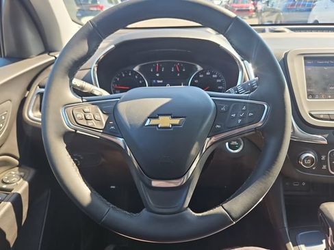 Used 2024 Chevrolet Equinox LT FWD image 14
