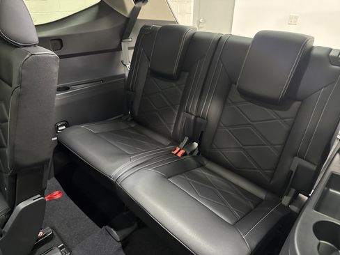 New 2026 Volkswagen Atlas SE image 33