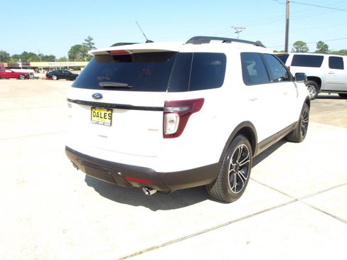 Used 2015 Ford Explorer Sport w/ Equipment Group 401A AWD/4WD image 11
