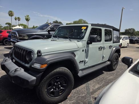 Used 2024 Jeep Wrangler Unlimited Sport AWD/4WD image 3