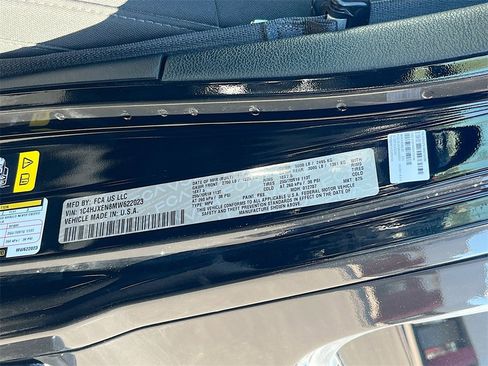 Used 2021 Jeep Wrangler Unlimited Sahara image 31