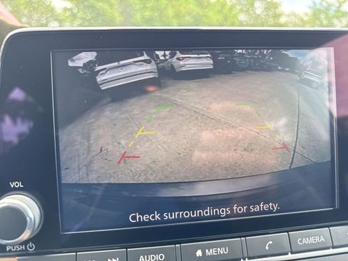 Used 2024 Nissan Altima 2.5 SR FWD image 17