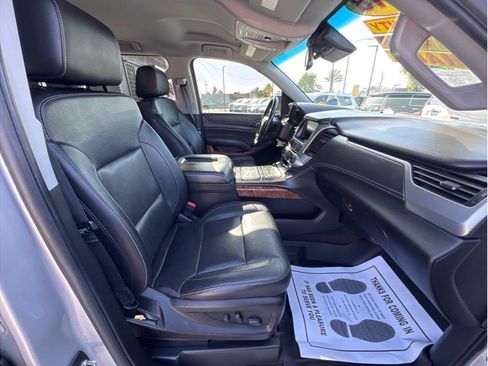 Used 2018 Chevrolet Tahoe Premier AWD/4WD image 40