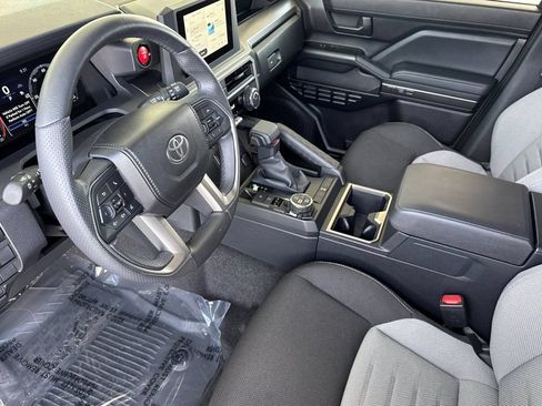 Used 2026 Toyota 4Runner 4WD image 12