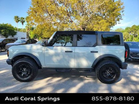 Used 2024 Ford Bronco Wildtrak AWD/4WD image 11