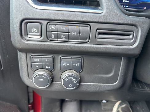 Used 2024 Chevrolet Tahoe RST w/ Luxury Package image 12