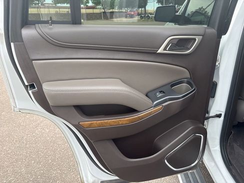 Used 2019 GMC Yukon Denali w/ Denali Ultimate Package AWD/4WD image 15