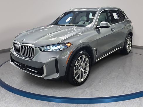 Certified 2024 BMW X5 xDrive40i w/ Premium Package AWD/4WD image 1