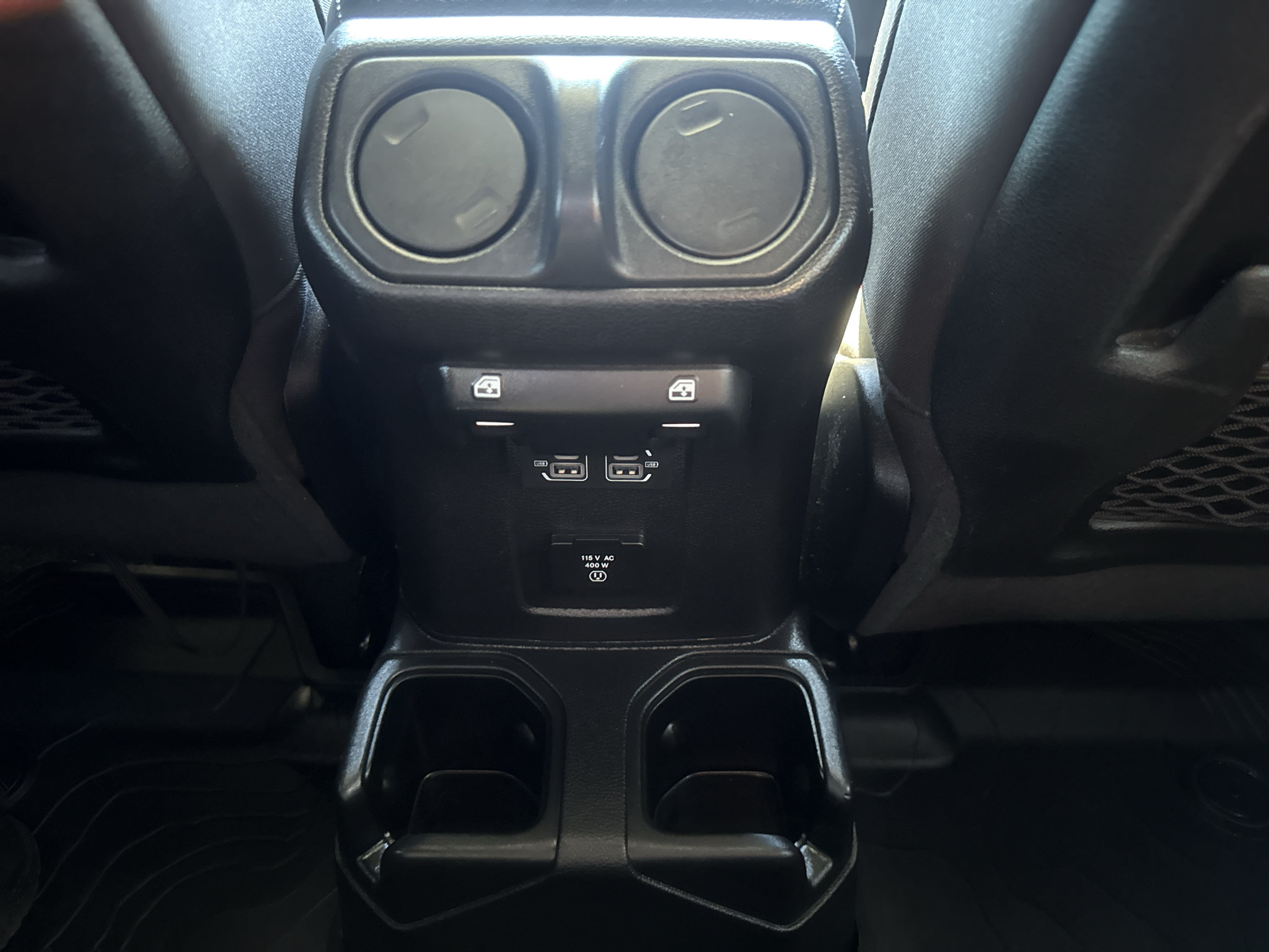 Used 2021 Jeep Gladiator Rubicon w/ Cold Weather Group AWD/4WD image 14