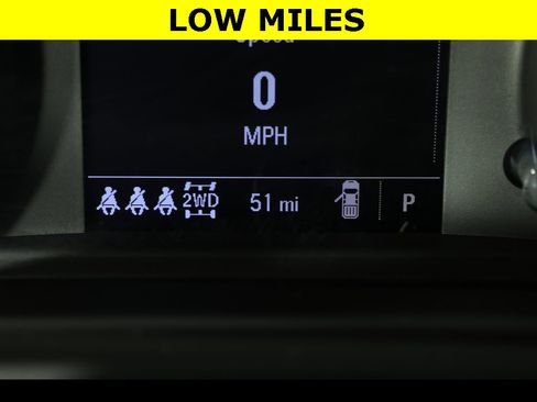 Used 2025 Chevrolet Silverado 2500 Custom w/ Custom Value Package image 9