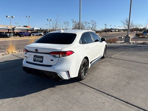 Used 2024 Toyota Corolla SE image 8