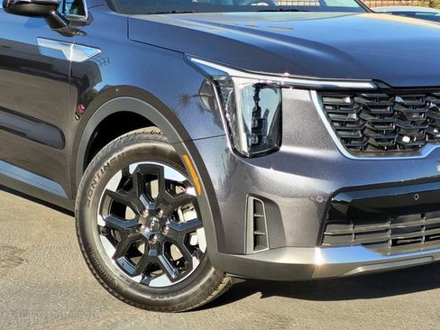 New 2026 Kia Sorento S w/ S Panoramic Sunroof Package image 3