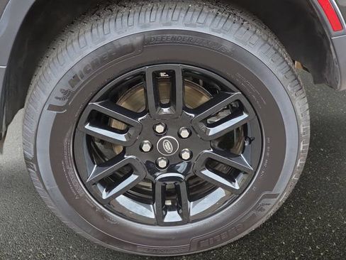 Certified 2025 Land Rover Defender 110 S AWD/4WD image 34