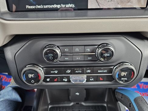 New 2024 Ford Bronco Wildtrak image 27