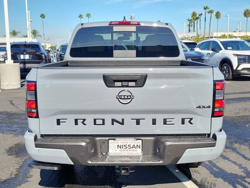 New 2026 Nissan Frontier SV w/ Tow Package AWD/4WD image 17