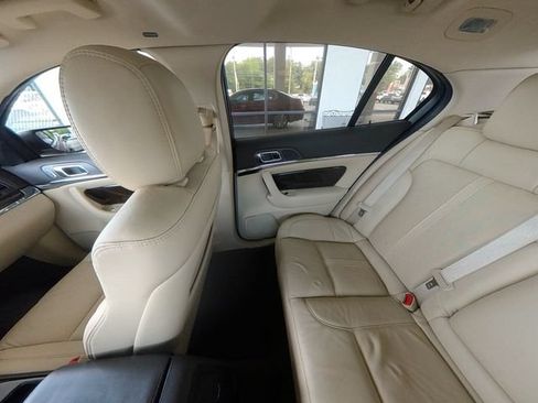 Used 2015 Lincoln MKS w/ Equipment Group 101A FWD image 33