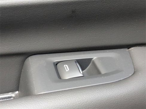 New 2026 Chevrolet Suburban High Country image 28