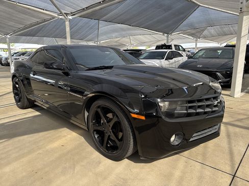 Used 2013 Chevrolet Camaro LT RWD image 8