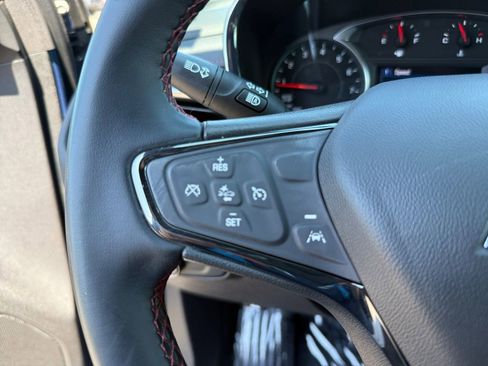 Used 2024 Chevrolet Equinox RS FWD image 25