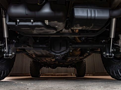 Used 2020 Jeep Wrangler Unlimited Sahara image 15