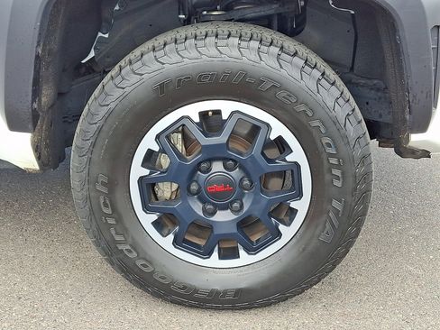 Used 2024 Toyota Tacoma TRD Off-Road AWD/4WD image 8