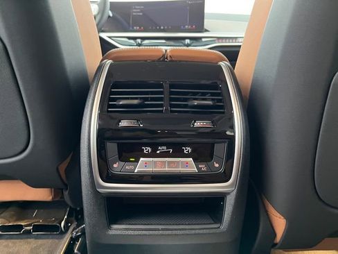 New 2026 BMW X7 xDrive40i w/ Dynamic Handling Package AWD/4WD image 28