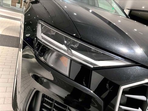 Used 2022 Audi Q8 Premium Plus w/ Premium Plus Package image 15