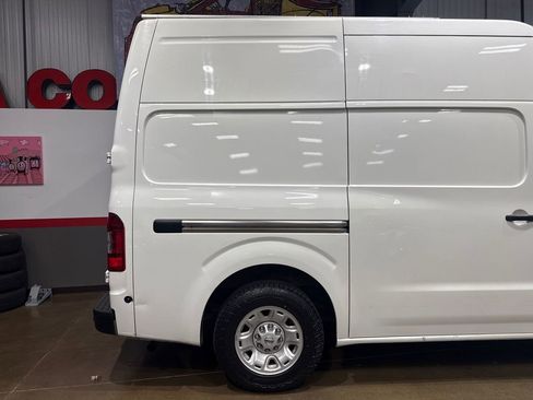 Used 2020 Nissan NV 2500 SV RWD image 28