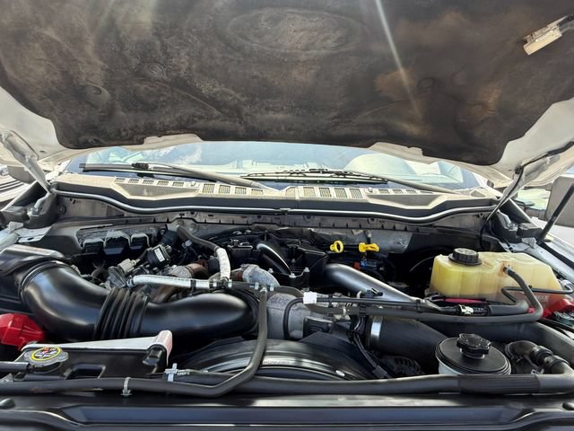 Used 2017 Ford F250 Lariat w/ Lariat Ultimate Package AWD/4WD image 31