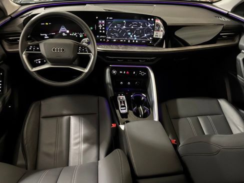 Certified 2025 Audi Q5 Premium w/ Convenience Package image 13