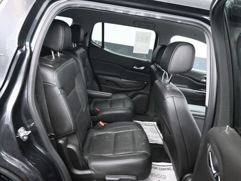 Used 2020 GMC Acadia SLT AWD/4WD image 8