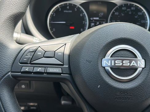 Certified 2025 Nissan Kicks Play S FWD image 27