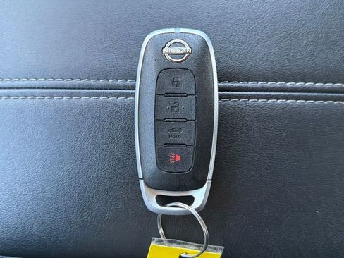 Used 2025 Nissan Sentra SV image 29