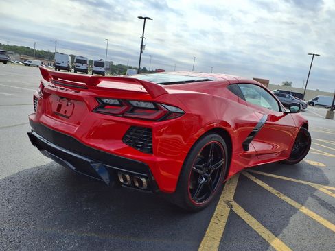 Used 2023 Chevrolet Corvette Stingray Coupe w/ Z51 Performance Package RWD image 28