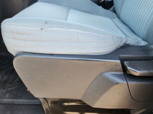 Used 2016 Ford Transit 250 130 Low Roof image 17