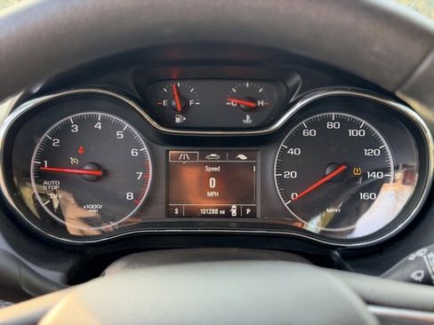 Used 2019 Chevrolet Cruze LT image 7