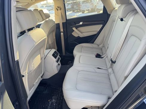 Used 2024 Audi Q5 Premium Plus image 6