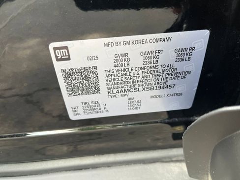 Used 2025 Buick Encore GX Preferred AWD/4WD image 28