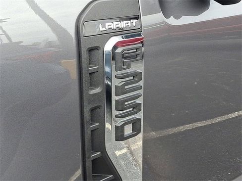 New 2026 Ford F250 Lariat image 19