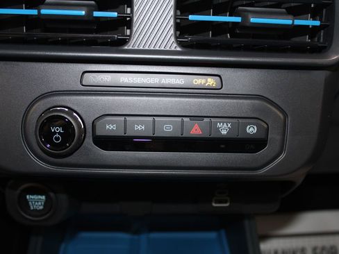 New 2025 Ford Maverick XLT w/ XLT Luxury Package image 48