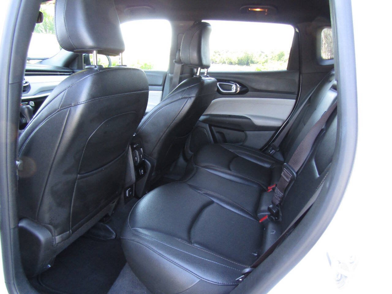 Used 2024 Jeep Compass Limited AWD/4WD image 12