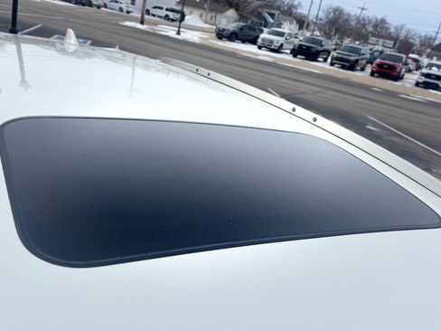 Used 2018 Honda CR-V Touring image 46