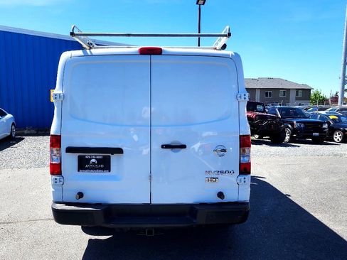 Used 2015 Nissan NV 2500 SV w/ Technology Package image 8