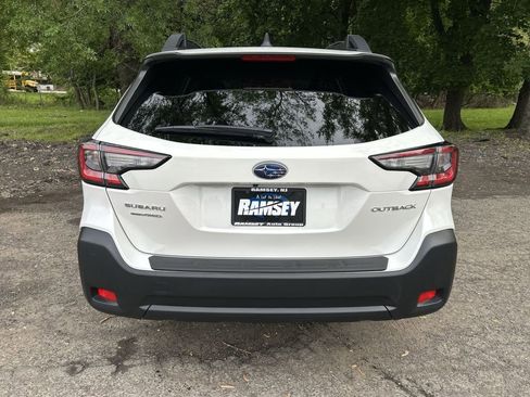 Certified 2025 Subaru Outback Premium AWD/4WD image 7