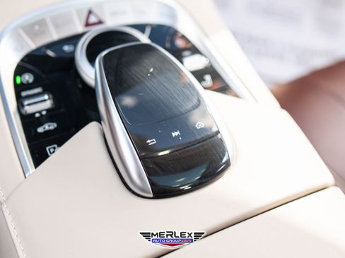 Used 2018 Mercedes-Benz S 560 4MATIC Sedan w/ AMG Line Exterior image 39