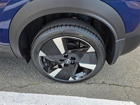 New 2026 Nissan Kicks SR w/ Cold Weather Package image 11