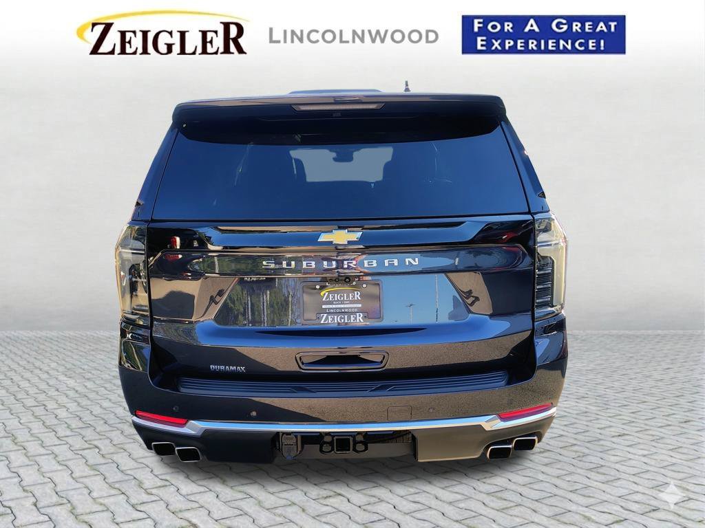 Used 2025 Chevrolet Suburban High Country AWD/4WD image 10