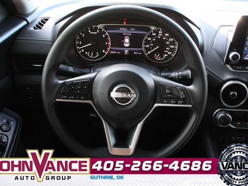 Used 2025 Nissan Sentra SV FWD image 28